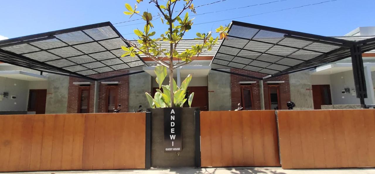 Embe Pitoe Syariah Gejayan Mitra Reddoorz Pakualaman Exterior foto